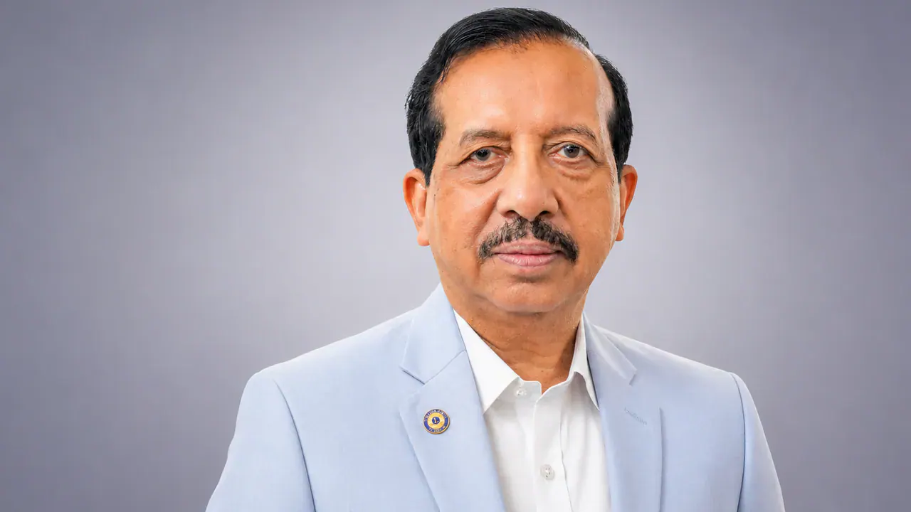 Mr. Ferozur Rahman becomes Chairman of Standard Islami Bank PLC.